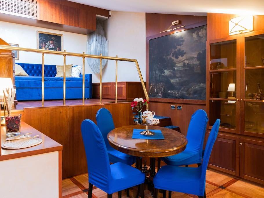 Carbonesi Luxury - Centro Storico Appartement Bologna Buitenkant foto
