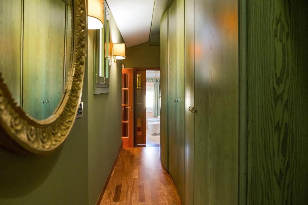 Carbonesi Luxury - Centro Storico Appartement Bologna Buitenkant foto