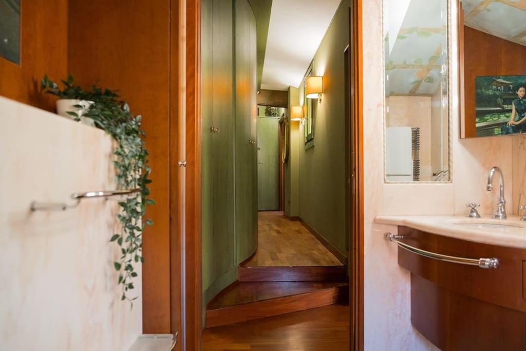 Carbonesi Luxury - Centro Storico Appartement Bologna Buitenkant foto